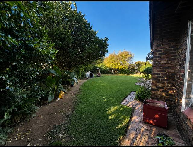 3 BEDROOM HOUSE FOR SALE IN FALCON RIDGE